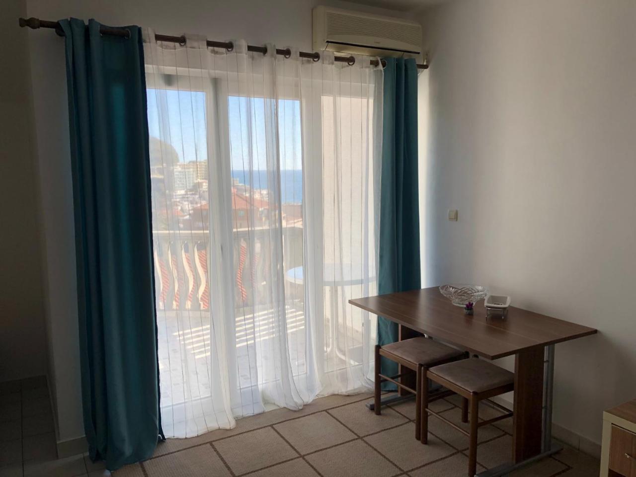 Studio Lemon Apartment